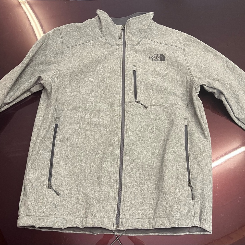 The North Face Apex Barrier Soft Shell Jacket. Men’s size large